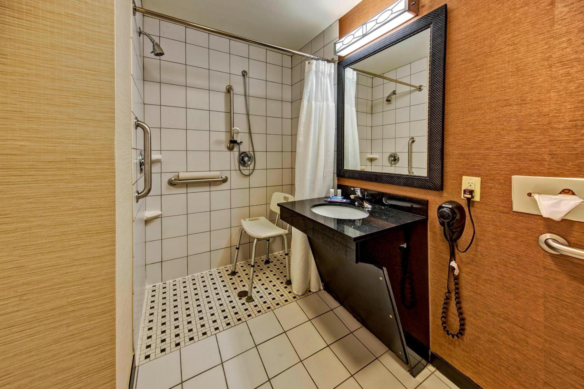 Fairfield Inn And Suites By Marriott Oklahoma City Airport Экстерьер фото